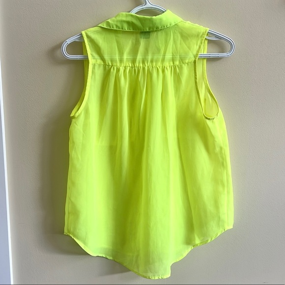 Wet Seal Mesh Neon Lime Sleeveless Button Up Shirt - Picture 2 of 2